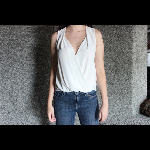 ASTR Blouse - Picture 2 of 6